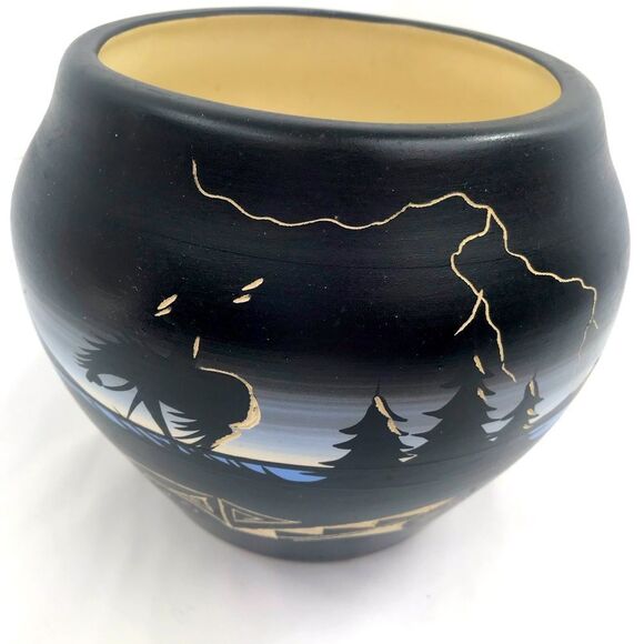 Native American Handcrafted Artist Signed Etched Painted Night Nature Pot 2018 - Picture 7 of 16